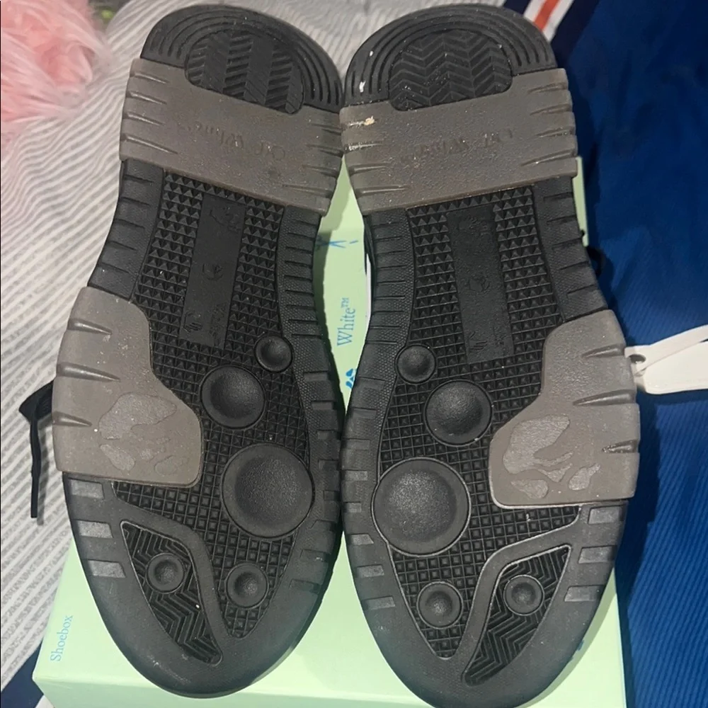 Off-White Black Sneakers Versatile Casual Style - Picture 5 of 6